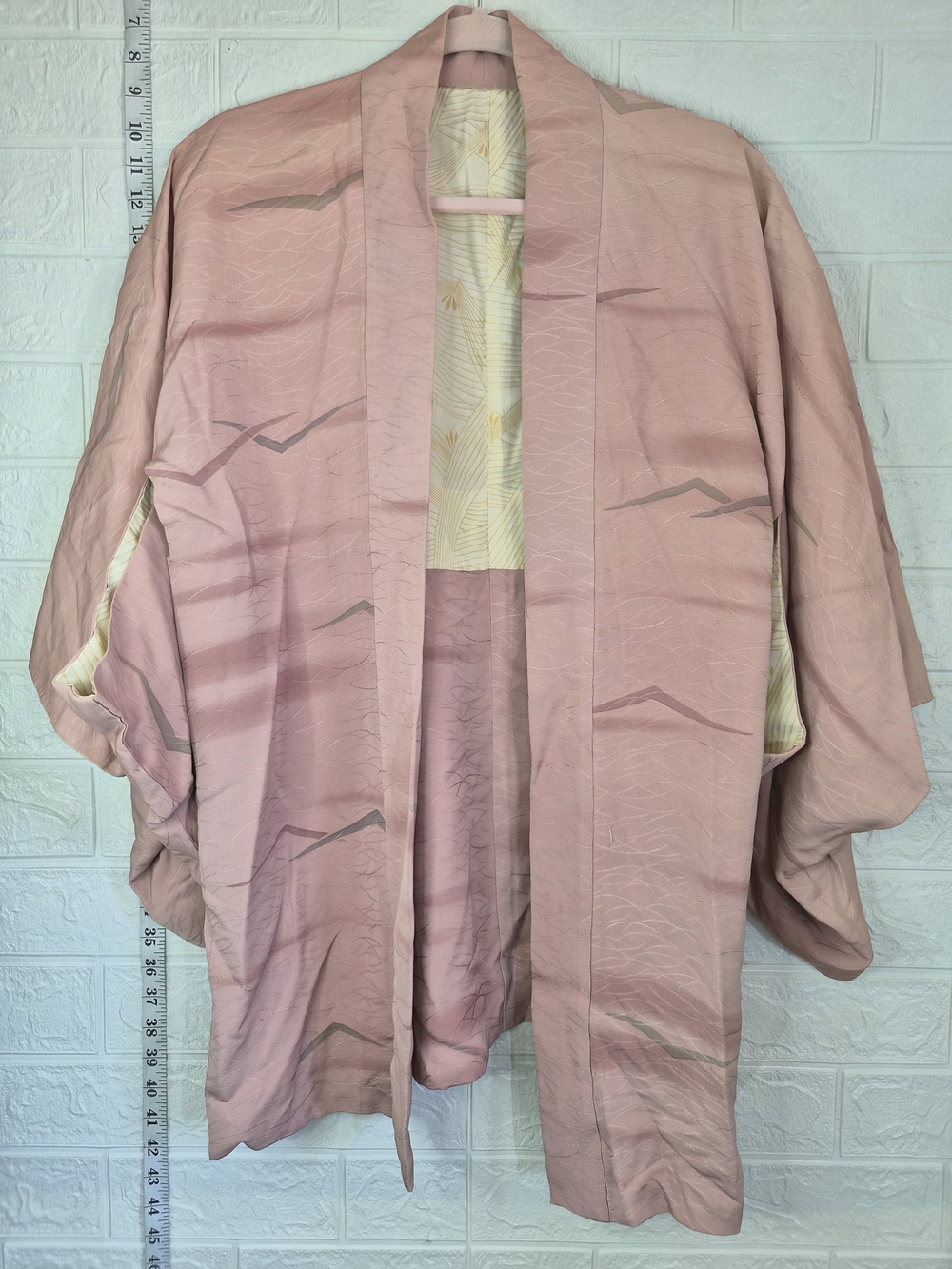 Vintage Kimono Silk Rayon Crepe  Robe Peach Japanese Textured short blazer